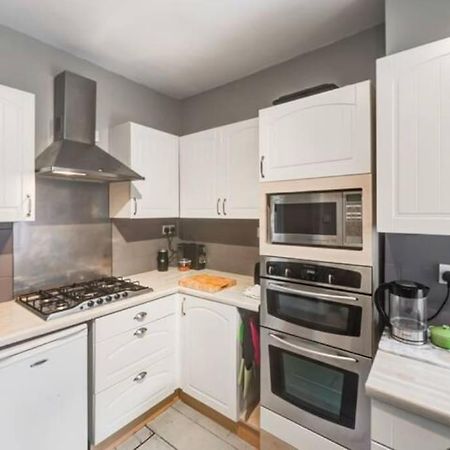 Heart Of The Beautiful Old Town Apartment Hastings Exterior photo